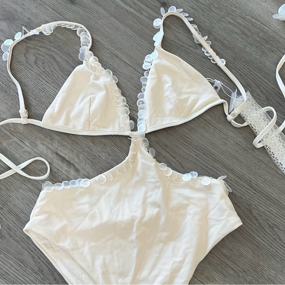 Devon Windsor Jacquelyn full piece in ivory shell - Picture 5 of 5